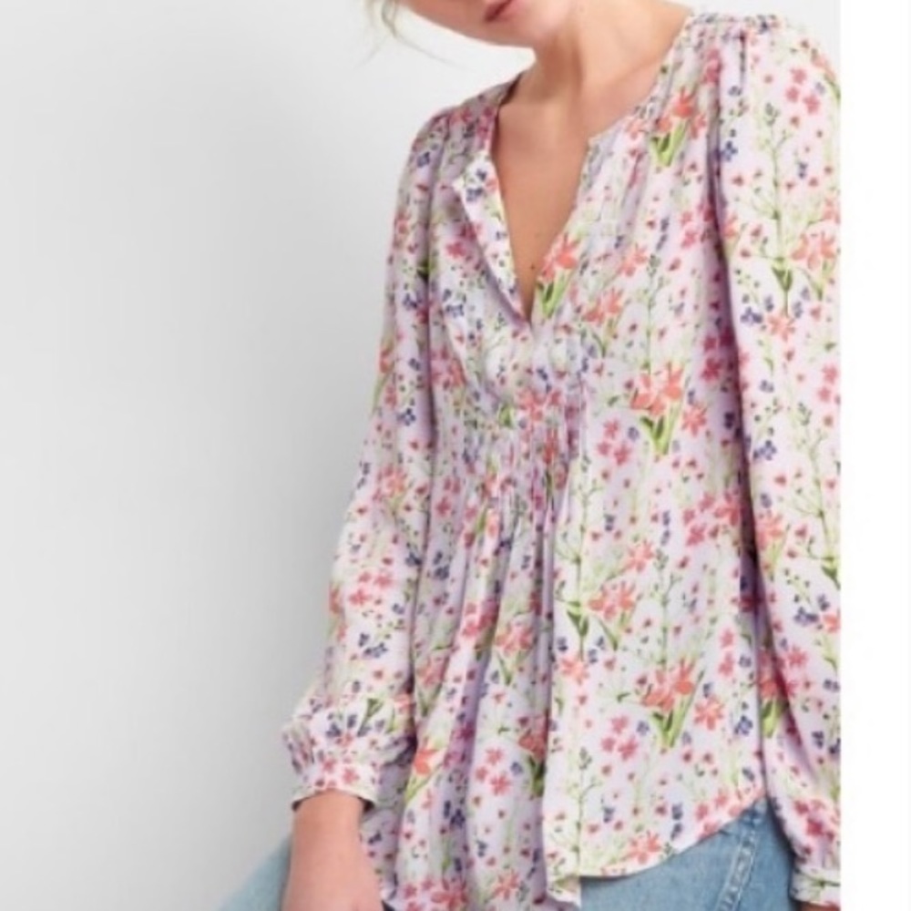 GAP Floral Pintuck long Sleeve Blouse Top Size Medium